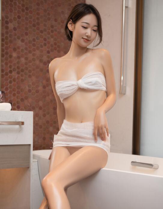 CHINESE叫床对白VIDEOS,欧美国产精品一二三产品在哪买,性色一区二区三区无码精品,小粉嫩精品a片在线视看